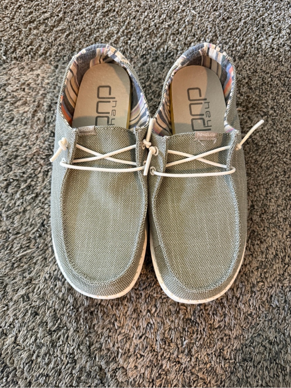 Hey Dude Men’s Slip-On Loafers in Olive Green Canvas size 7